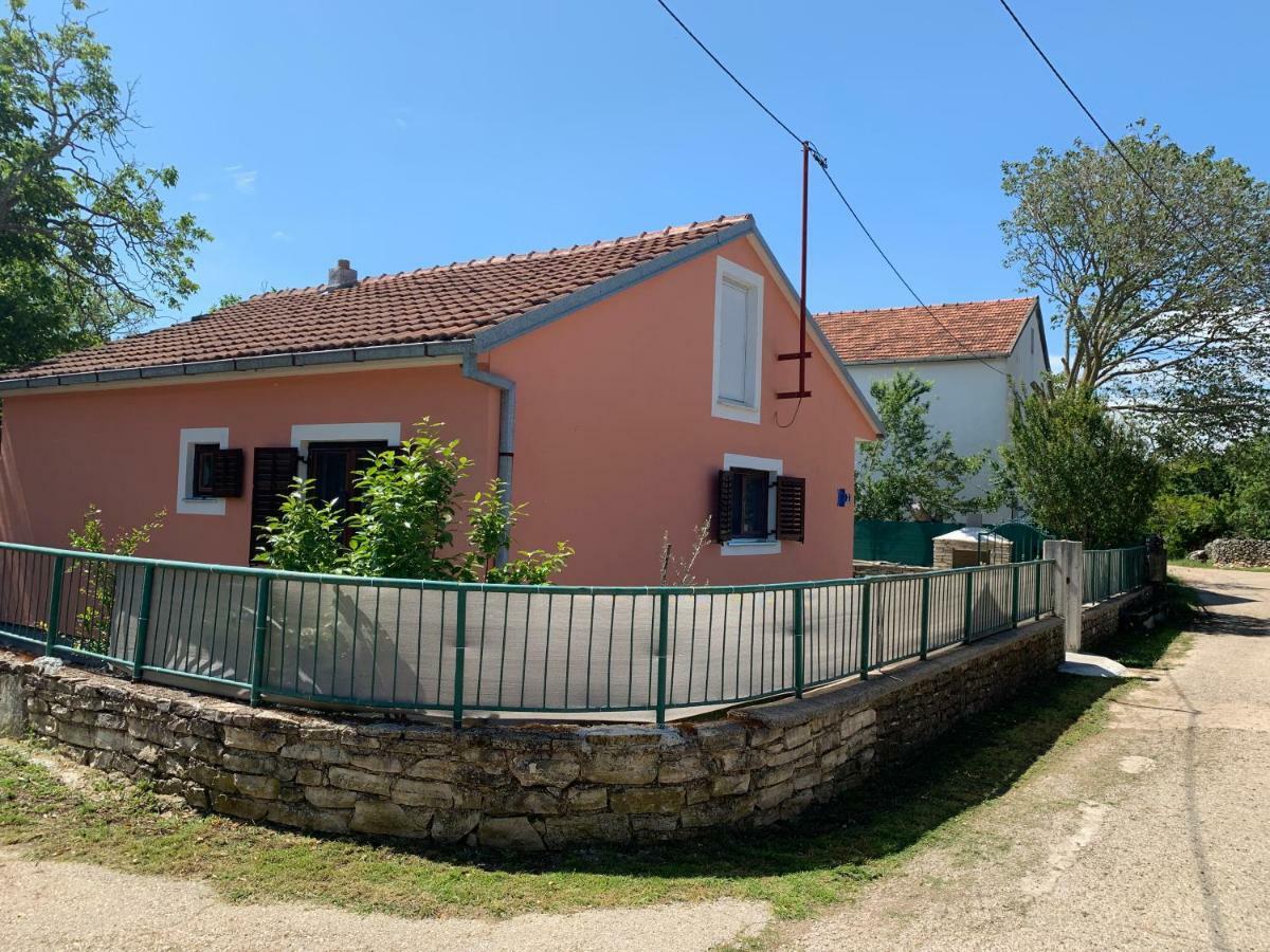 Kistanje Ferienhaus Jadranka מראה חיצוני תמונה